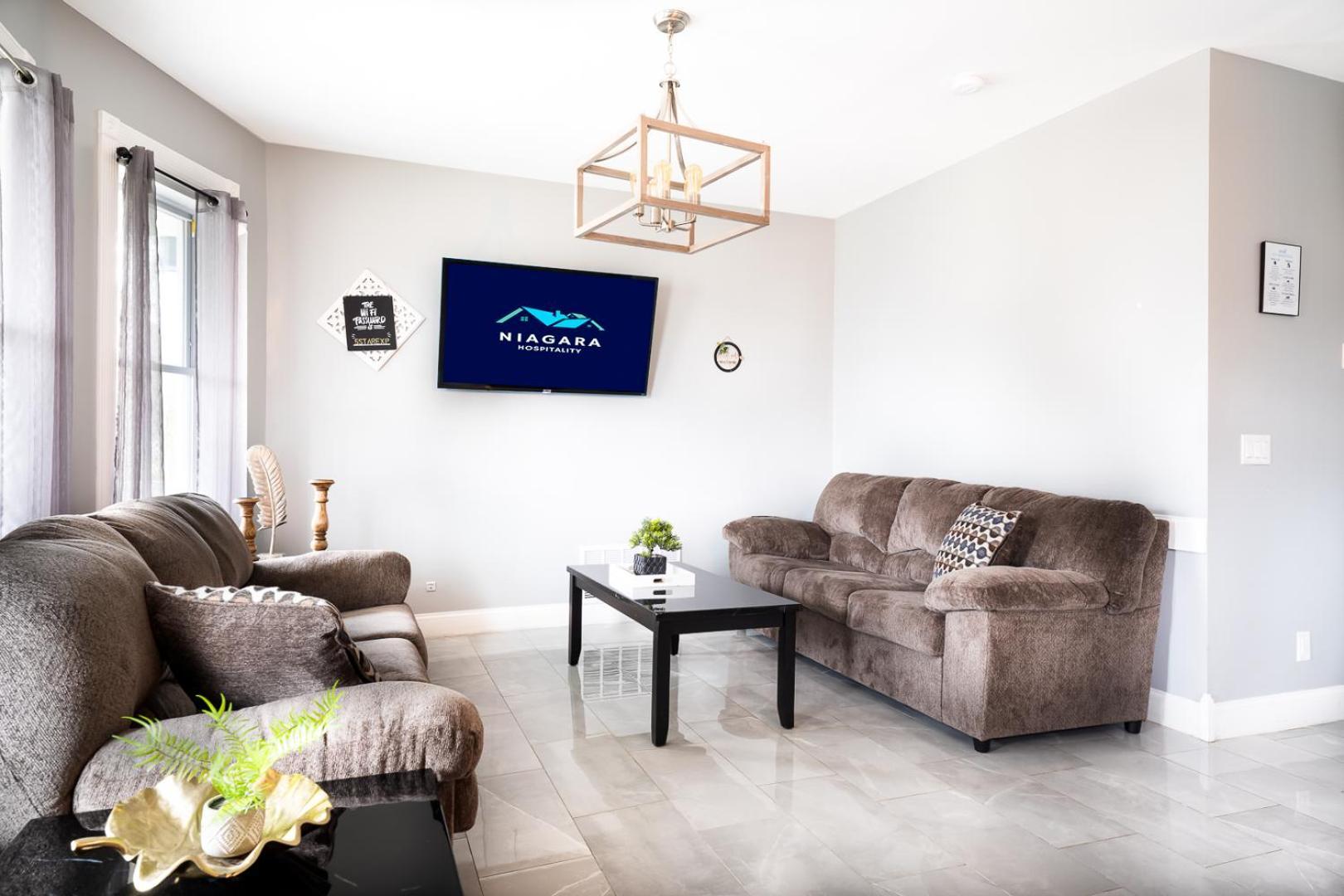 Large-Group Ready 8Br Home Near Niagara Falls & Casino Kültér fotó